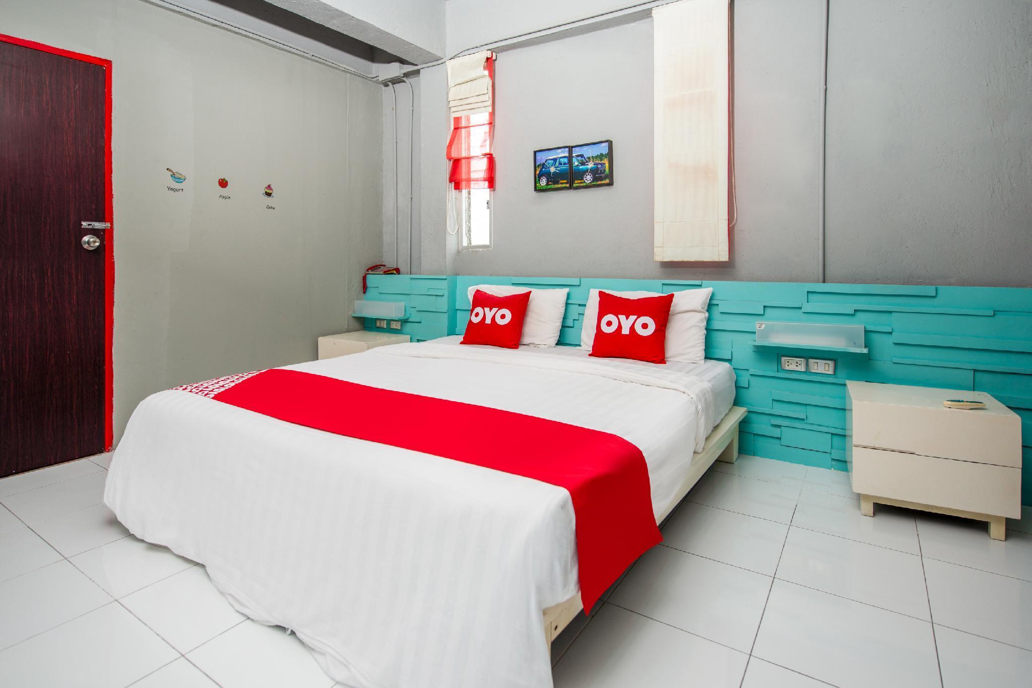 Oyo 292 The Oddy Hip Hotel Patong Exterior foto